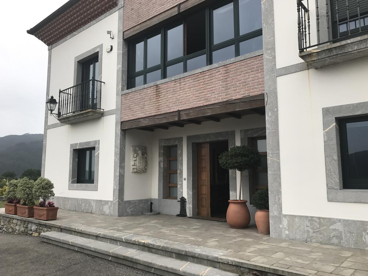 Hotel Reina Adosinda Pravia Kültér fotó