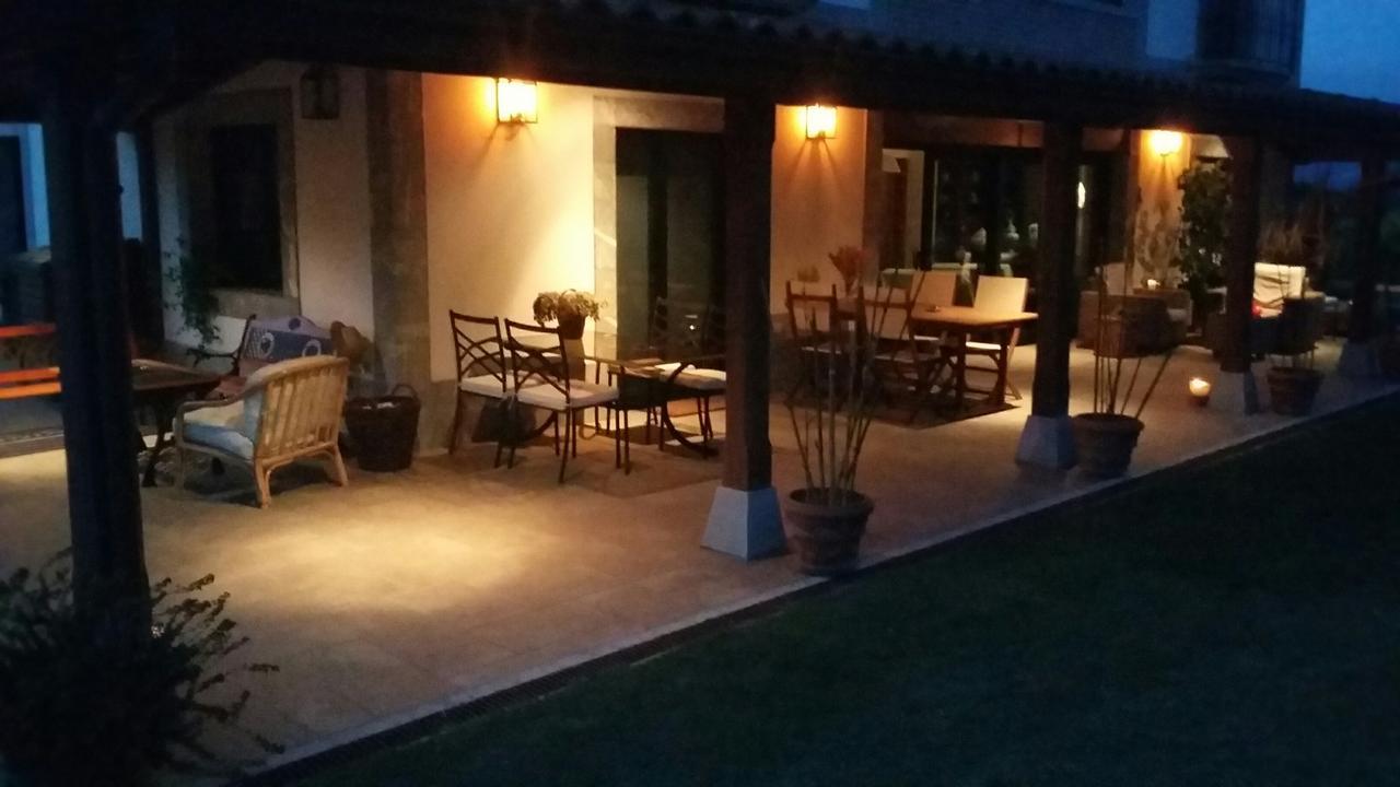 Hotel Reina Adosinda Pravia Kültér fotó