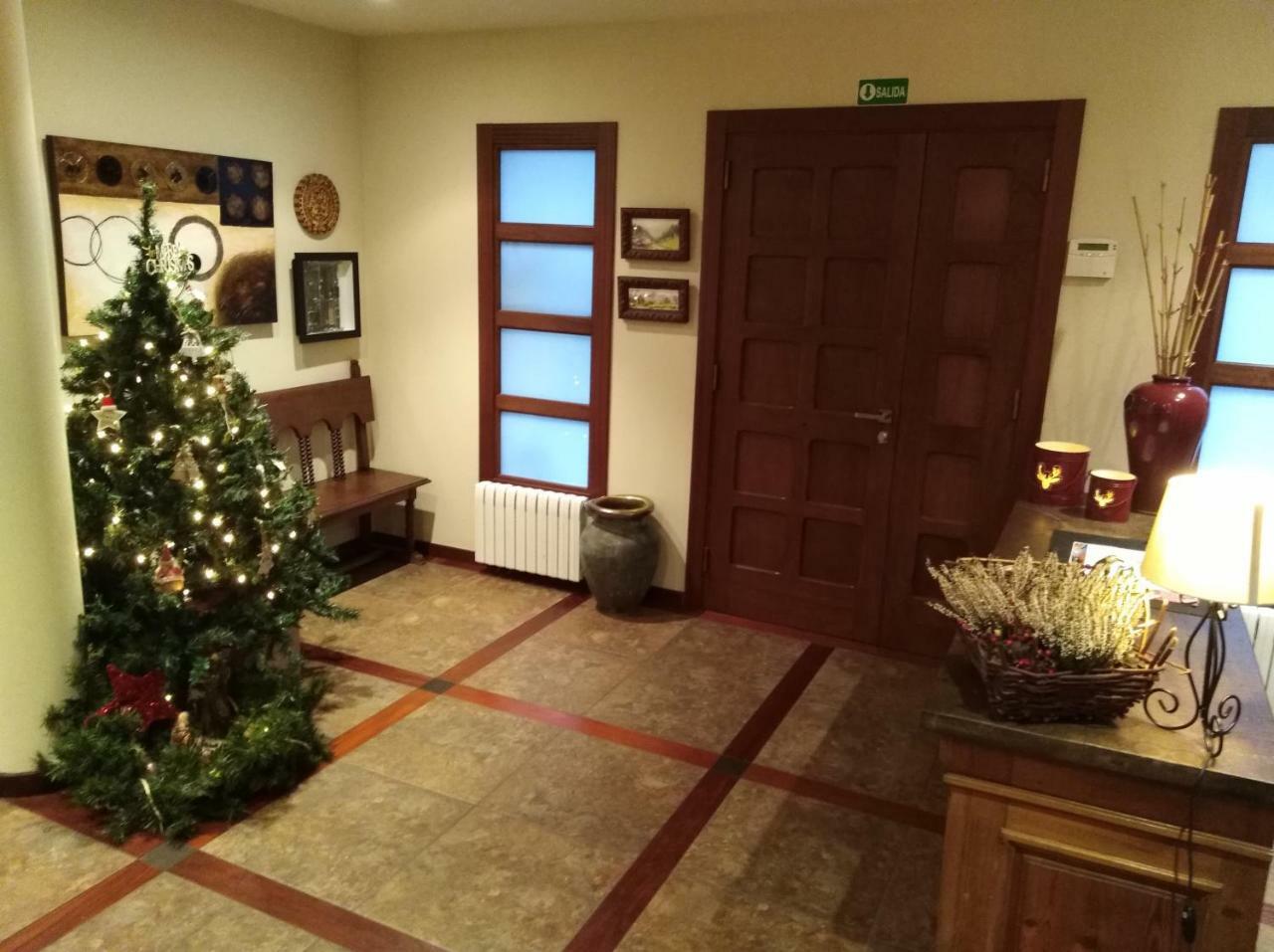 Hotel Reina Adosinda Pravia Kültér fotó
